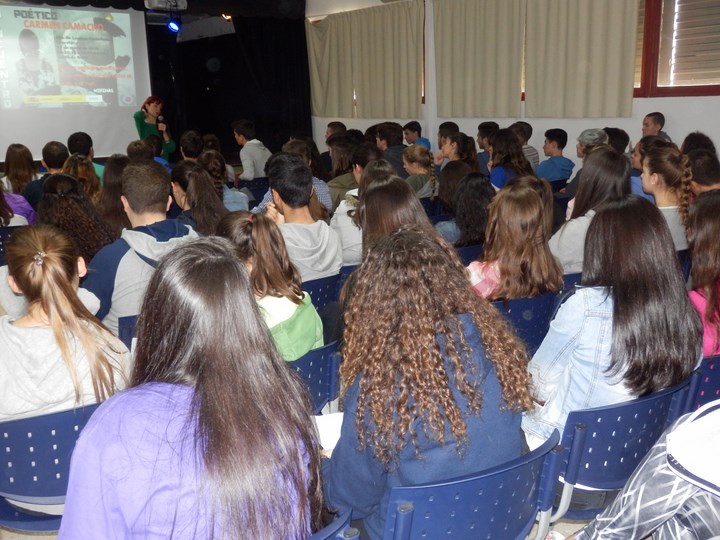 FOTOS III ENCUENTRO PO TICO CARMEN CAMACHO 076 (Copy)